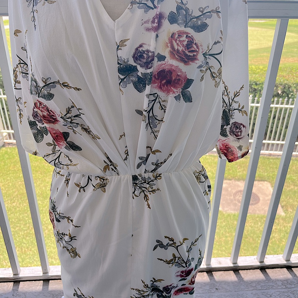 Dress - Picture 4 of 8